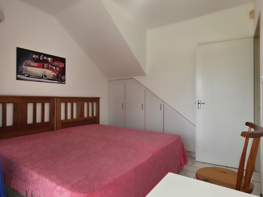 5 Bedroom Property for Sale in Wavecrest Eastern Cape
